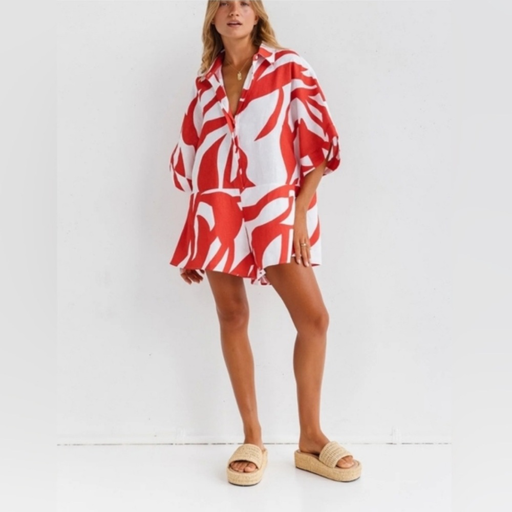 Women's Red & White Printed Short Jumpsuit